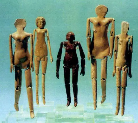 Bambole-d’avorio-Romane-del-III-Sec-d-C.-al-Museo-Provincial-de-ALBACETE-SP