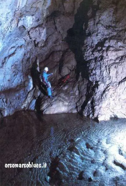 ORSOMARSO - Grotta di  Vadd'u  Palazzo: il lago